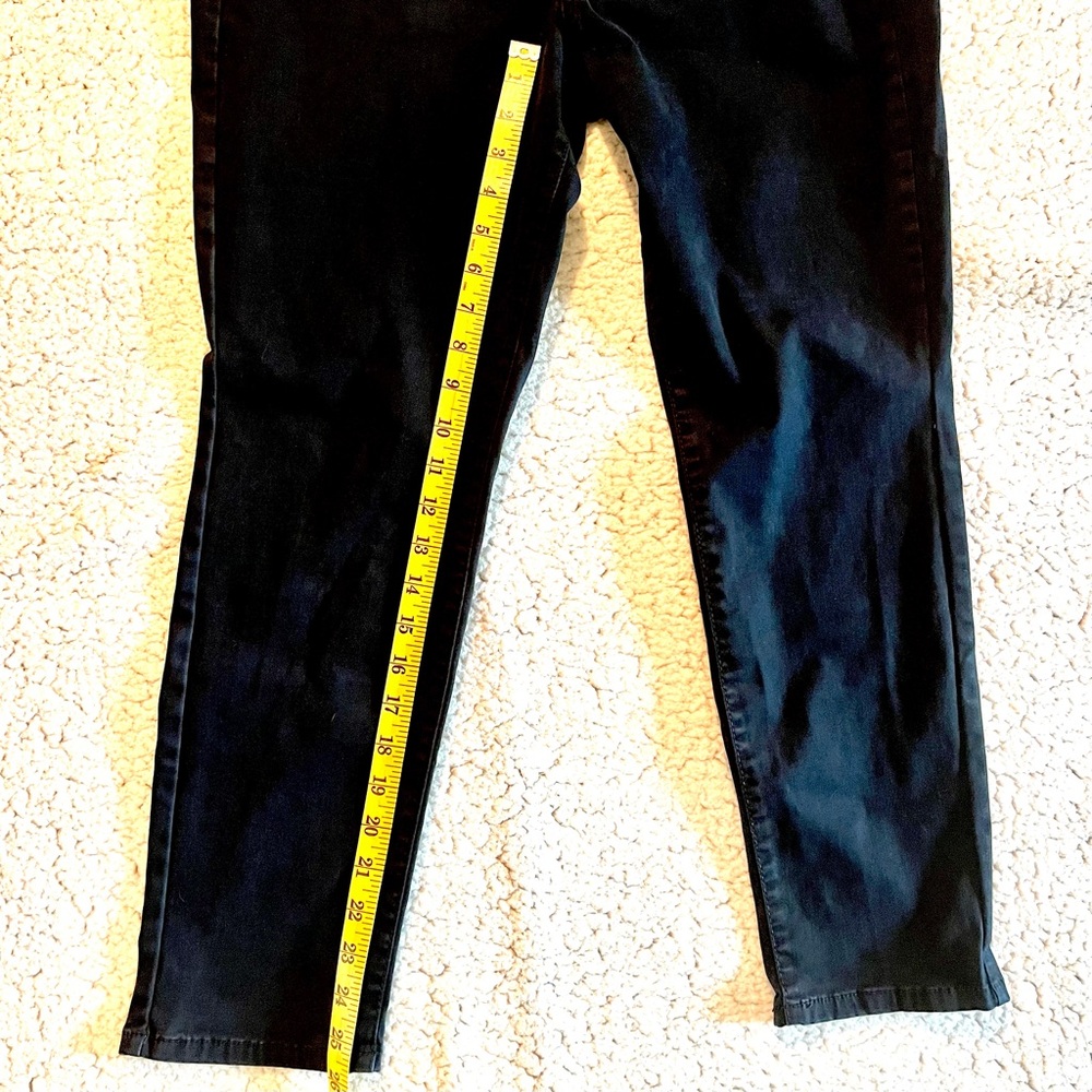 SONOMA Skinny Jeans in Black - Picture 10 of 11